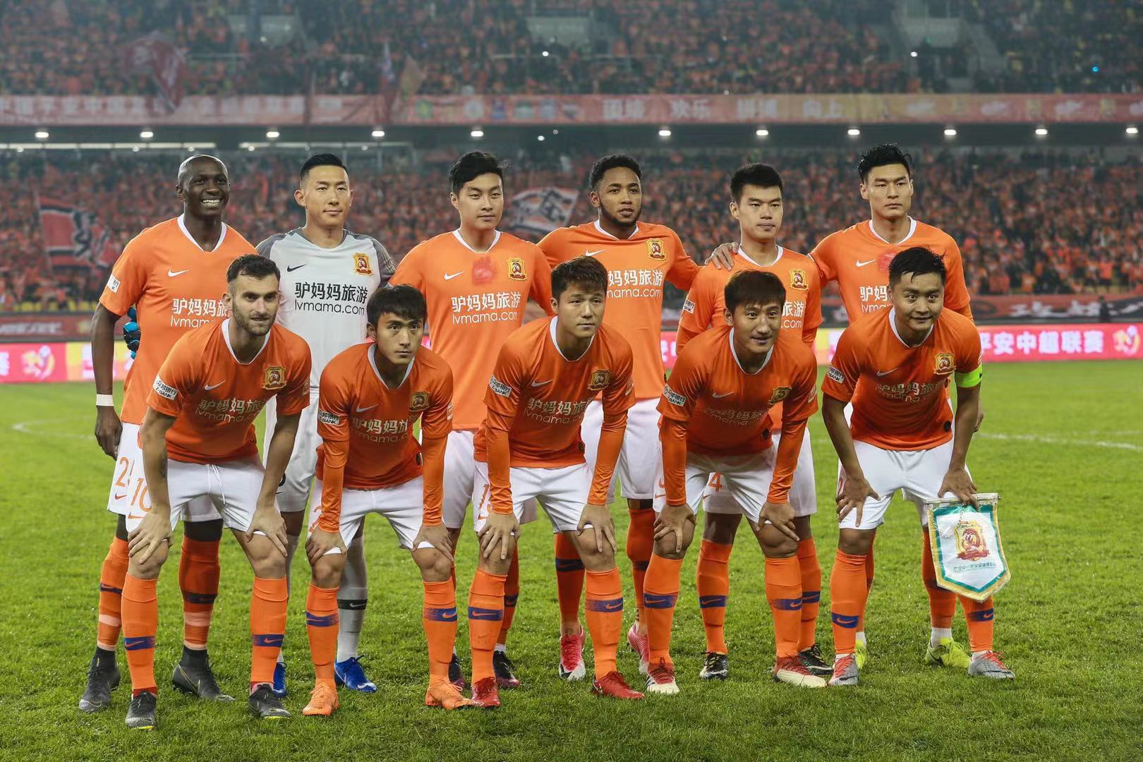 内雷斯双响 那不勒斯2-0队史第三次问鼎意超杯 [国际足球意大利超级杯]